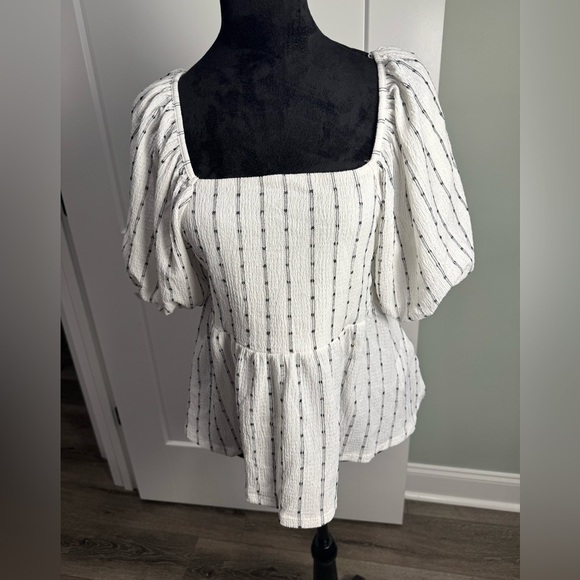 Madewell Puff-Sleeve Empire Top peplum cropped black white - Picture 2 of 8